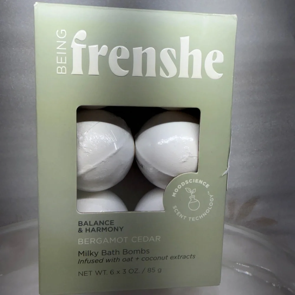 Balance & Harmony Milky Bath Bombs - White